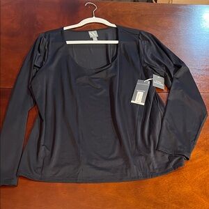 NWT Worthington Black Long Sleeve fitted tee